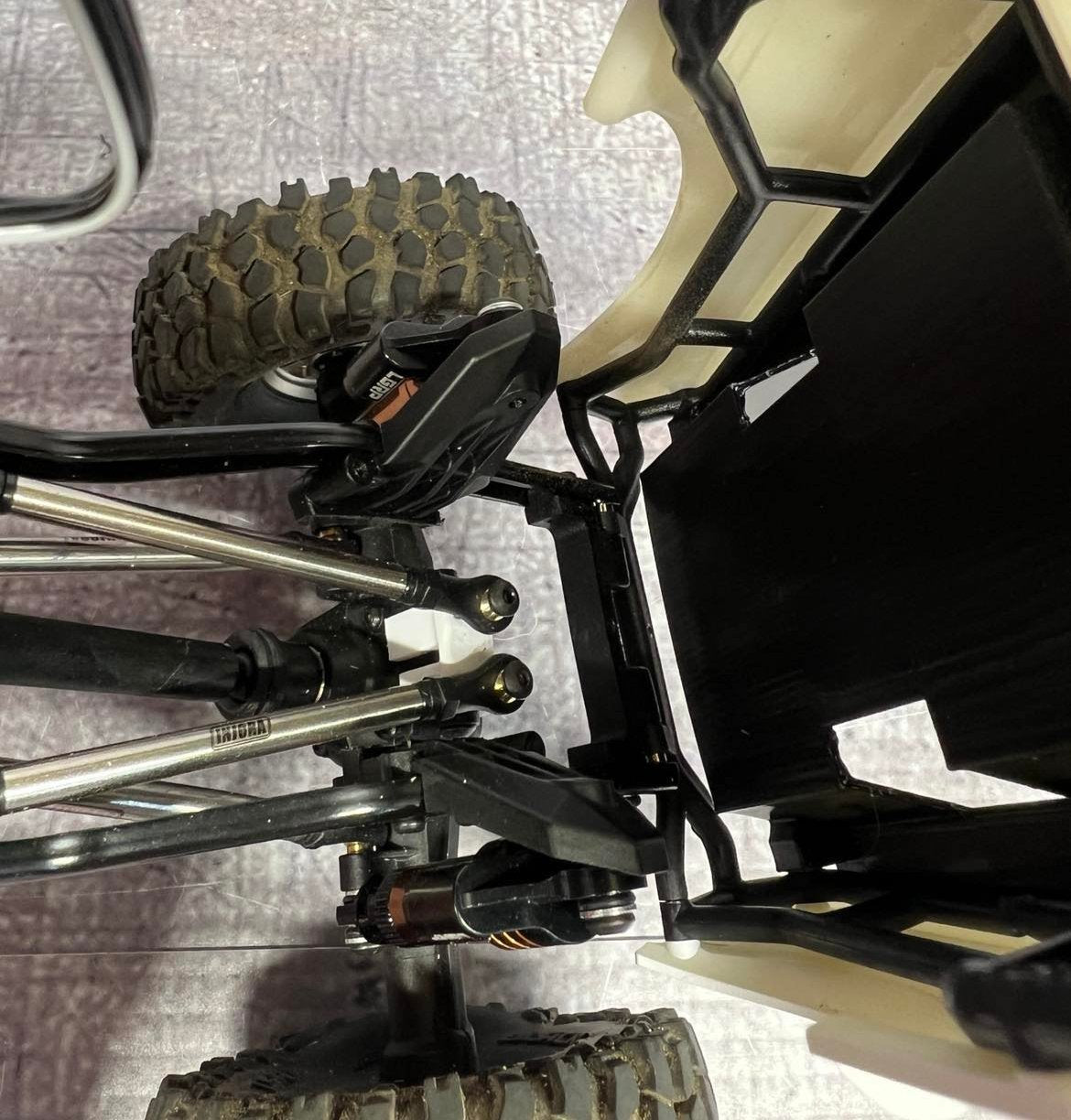 IR60 DROP IN BED FOR TRX4M