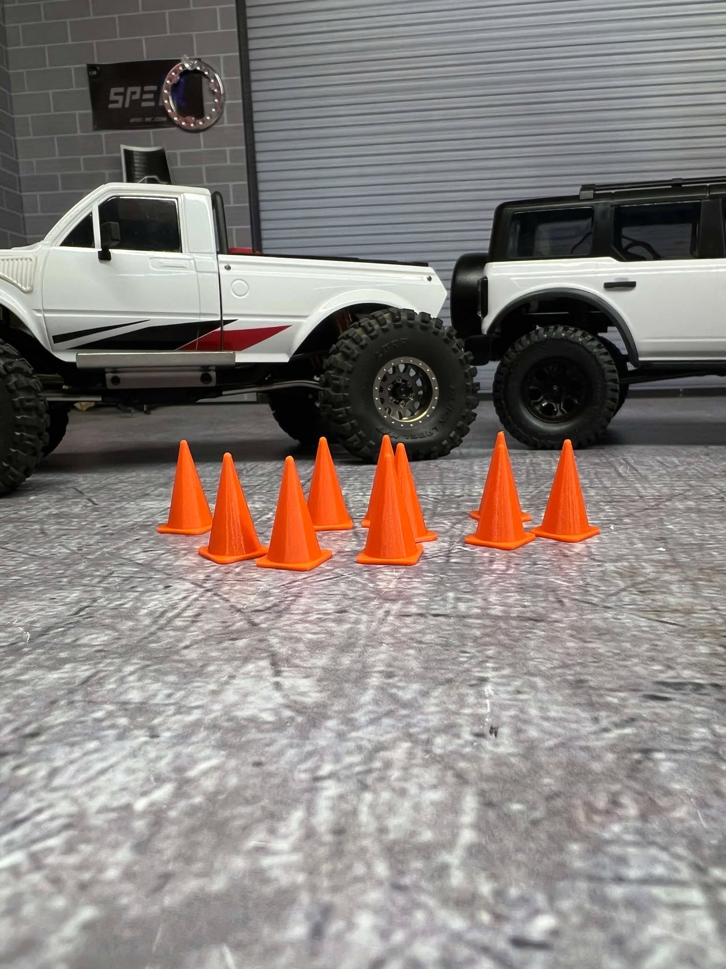 1/24 Scale 10 Pack Road Cones