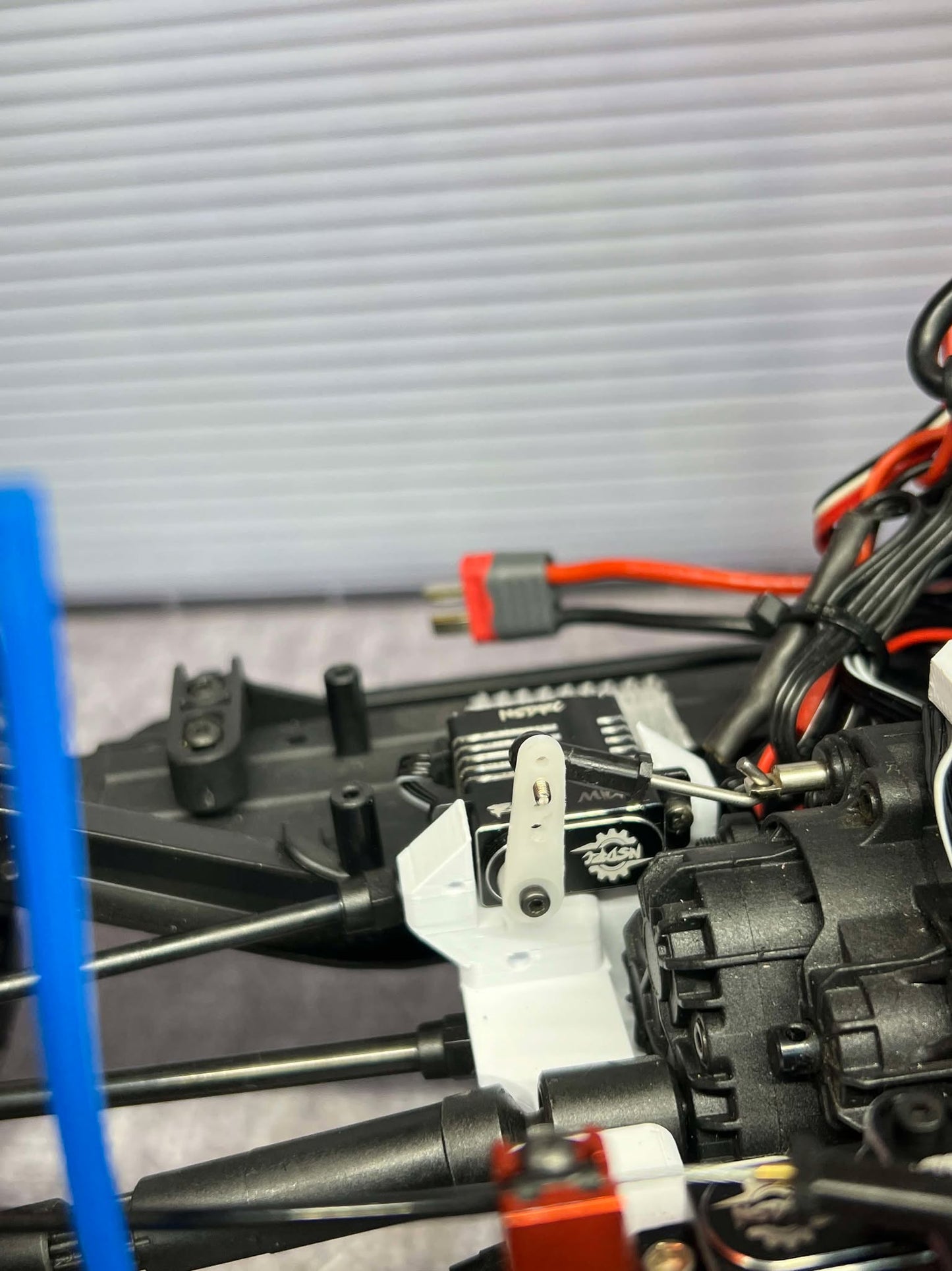 TRAXXAS TRX4 RTR FLAT BELLY SKID & MOTOR MOUNT