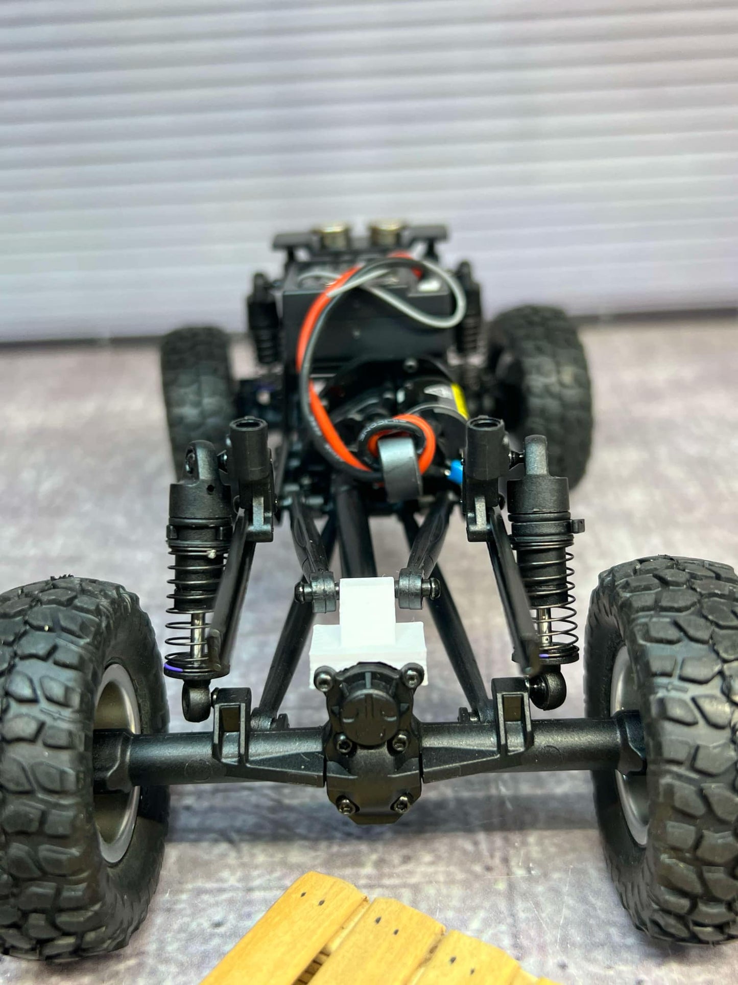 1/24 Link Riser