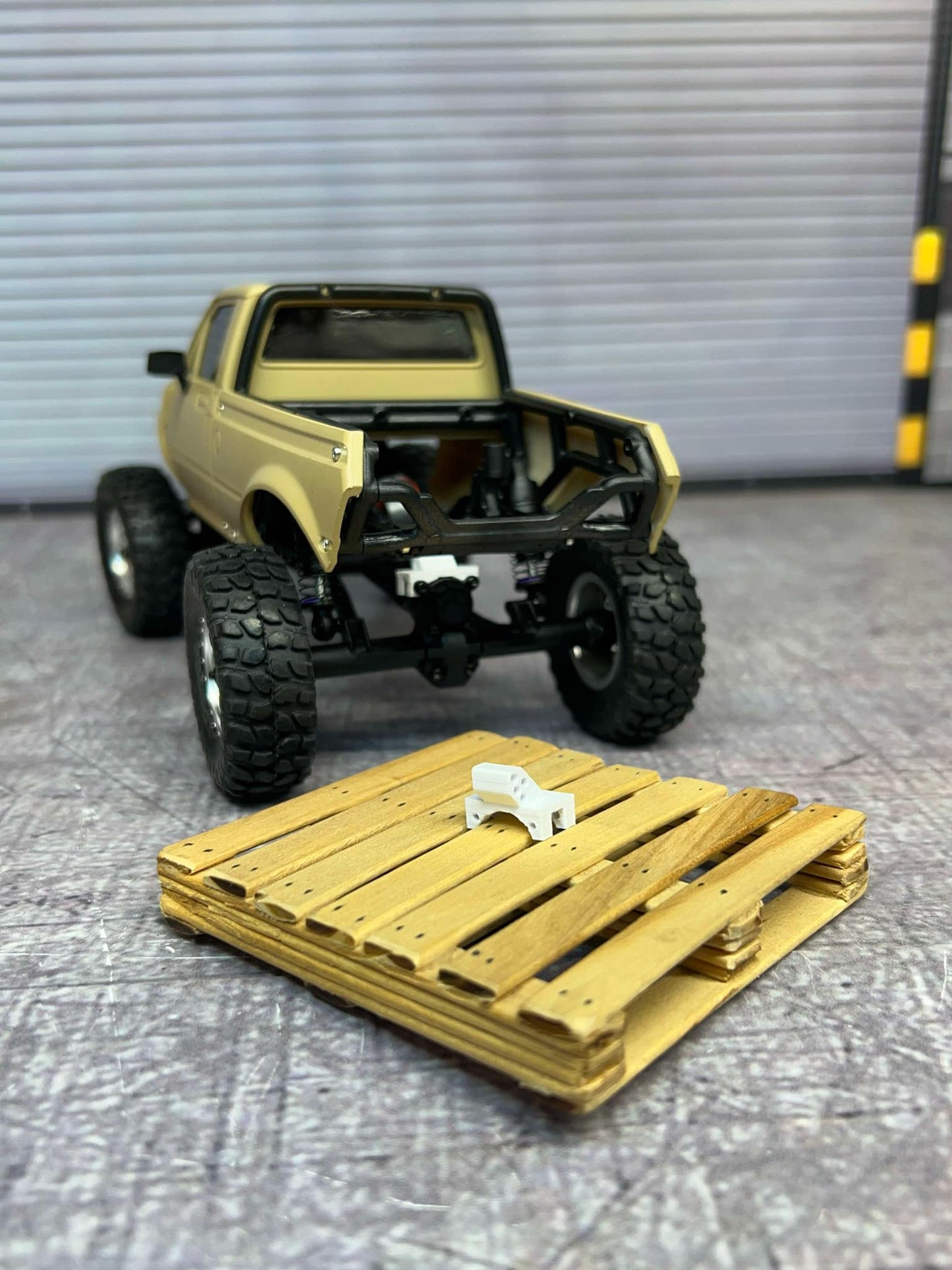 1/24 Link Riser