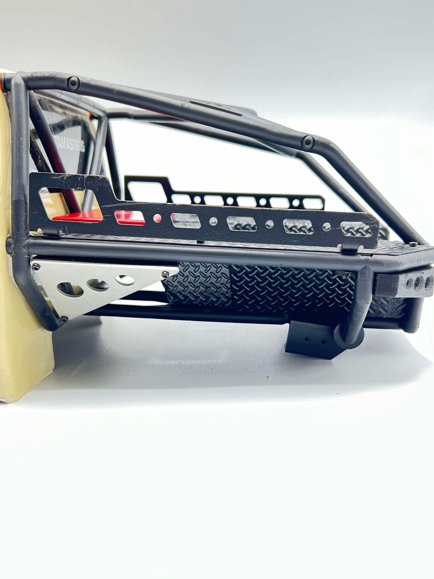 Axial Honcho Flip Hinges
