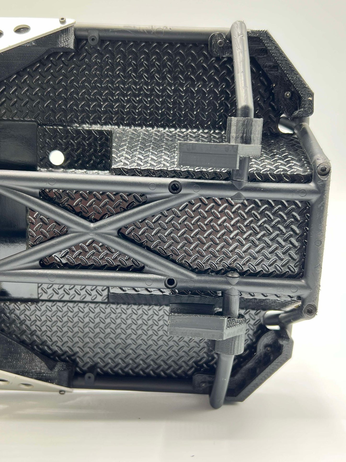 Axial Honcho Flip Hinges